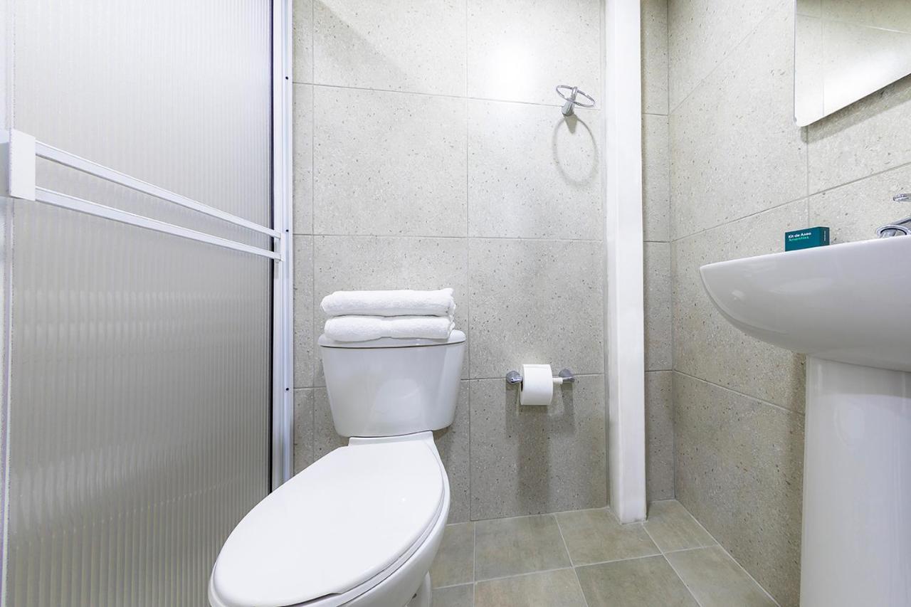 Hotel Ayenda Palo Alto Медельин Экстерьер фото