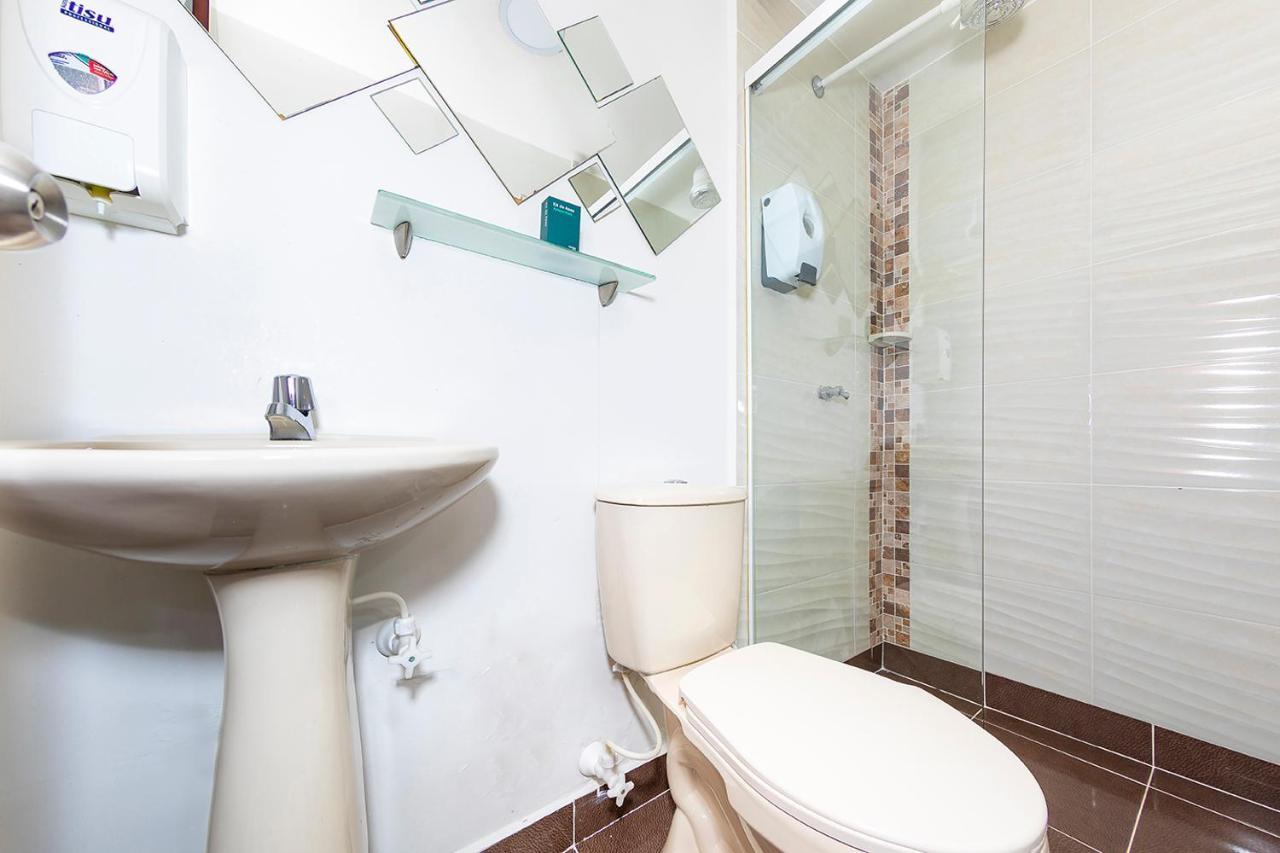 Hotel Ayenda Palo Alto Медельин Экстерьер фото