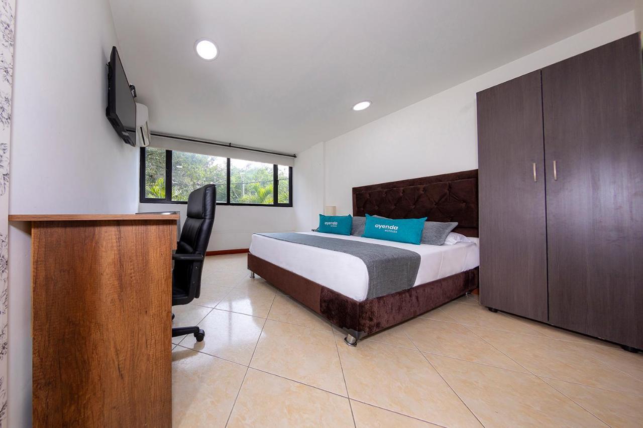 Hotel Ayenda Palo Alto Медельин Экстерьер фото
